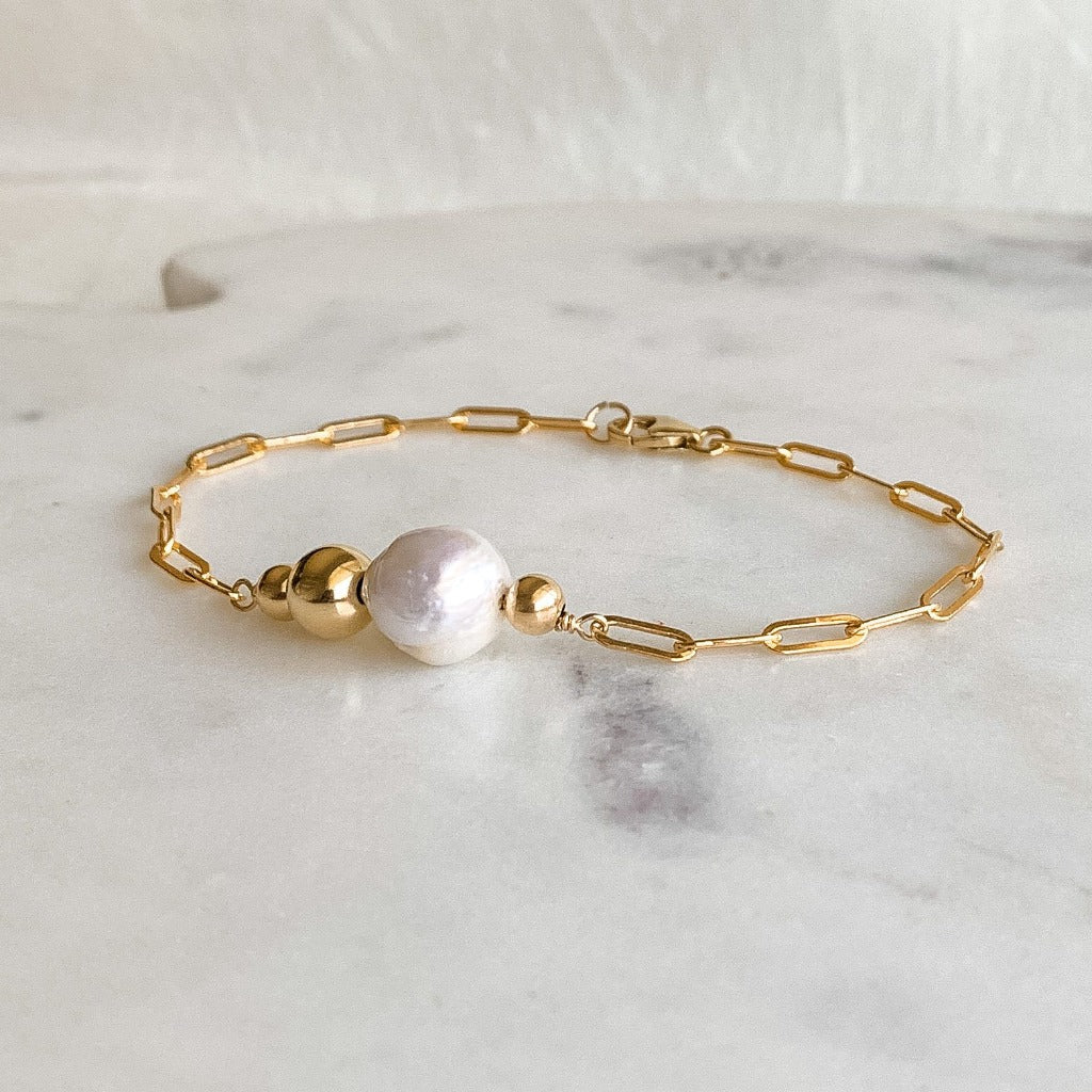 Blushing Pearl Leather Bracelet – The Pretty 1